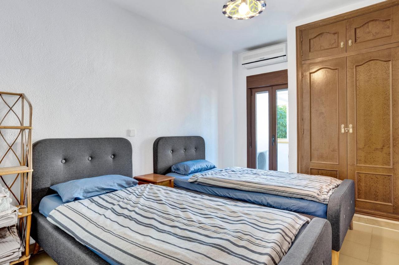הוילה פדרגר Ruhiges Eckreihenhaus Mit Pool In La Sella Zarzas One Denia מראה חיצוני תמונה